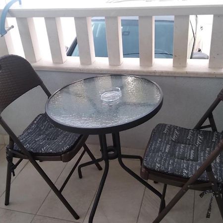 Apartments Leza Neum Bagian luar foto