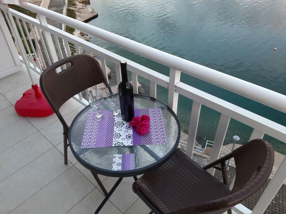Apartments Leza Neum Bagian luar foto
